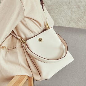 Leather handbags new oil wax cowhide large-capacity bucket bag casual portable messenger shoulder bag