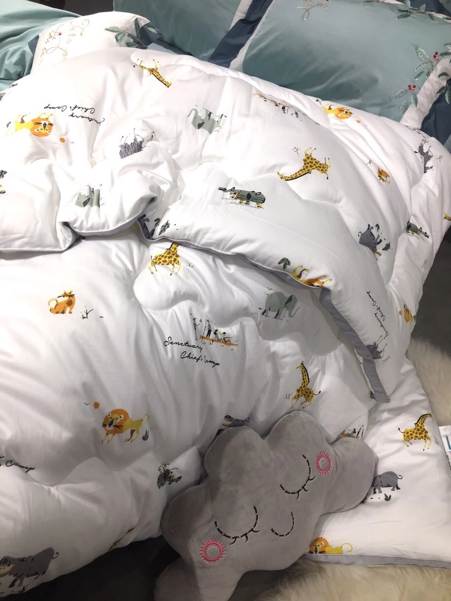 Autumn and winter 60 long-staple cotton zoo silkworm pupa protein children winter quilt cartoon student dormitory single 1.5m quilt