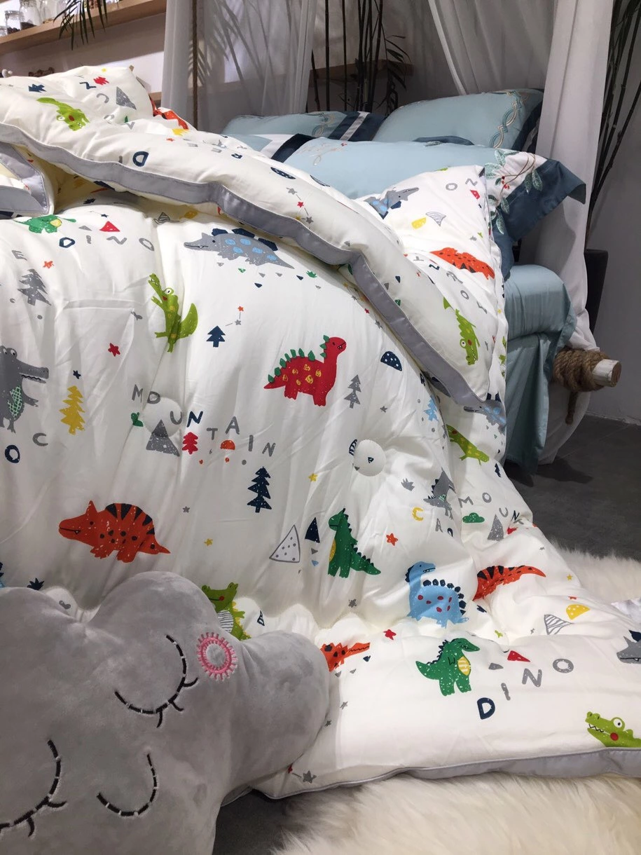 Autumn and winter 60 long-staple cotton zoo silkworm pupa protein children winter quilt cartoon student dormitory single 1.5m quilt