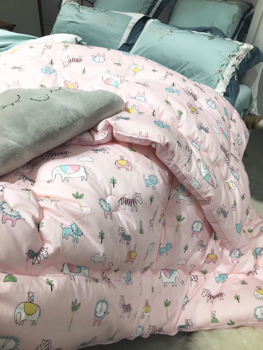 Autumn and winter 60 long-staple cotton zoo silkworm pupa protein children winter quilt cartoon student dormitory single 1.5m quilt