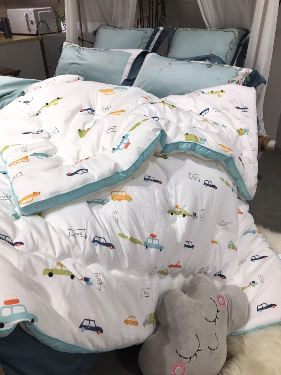 Autumn and winter 60 long-staple cotton zoo silkworm pupa protein children winter quilt cartoon student dormitory single 1.5m quilt