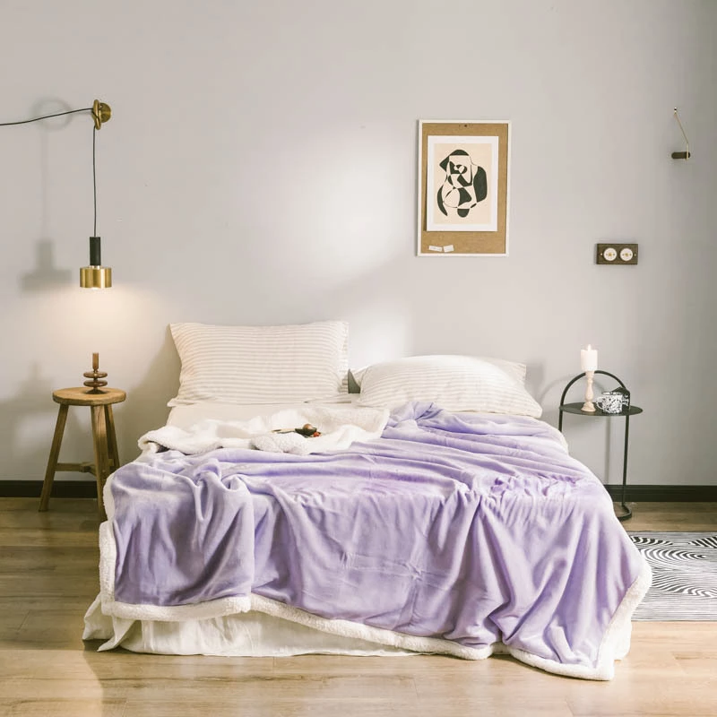 Double-layer thickened lamb velvet blanket double flannel blanket sofa blanket coral velvet blanket multi-function quilt blanket