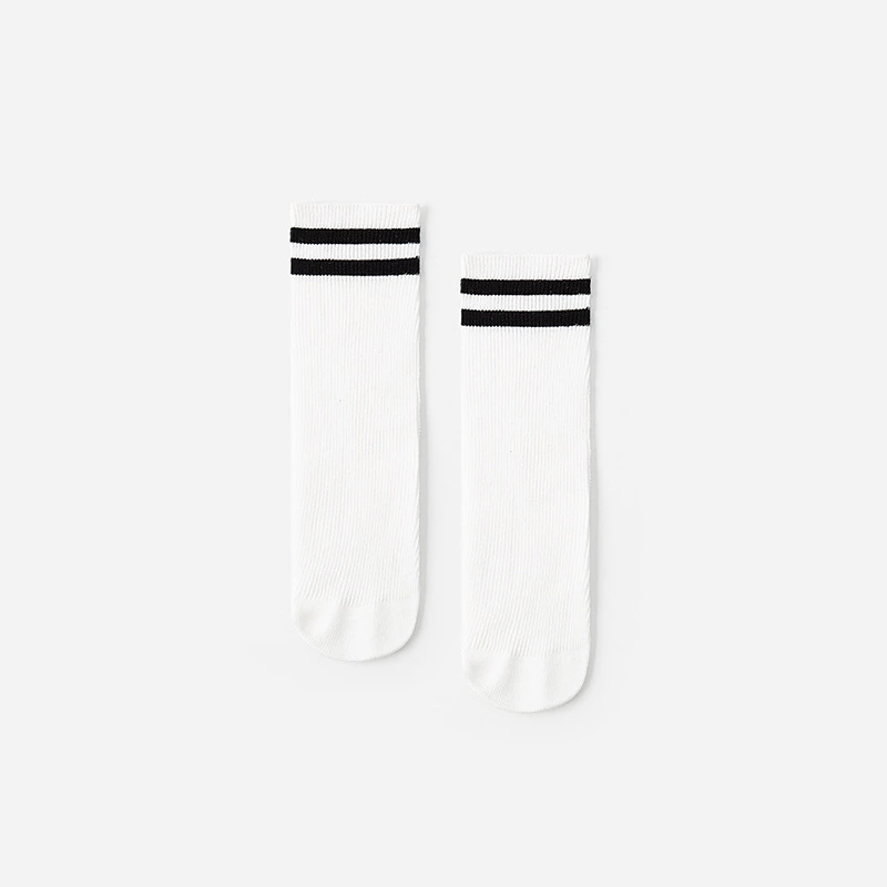 1-7 years old college wind and color striped medium tube socks 1 pair