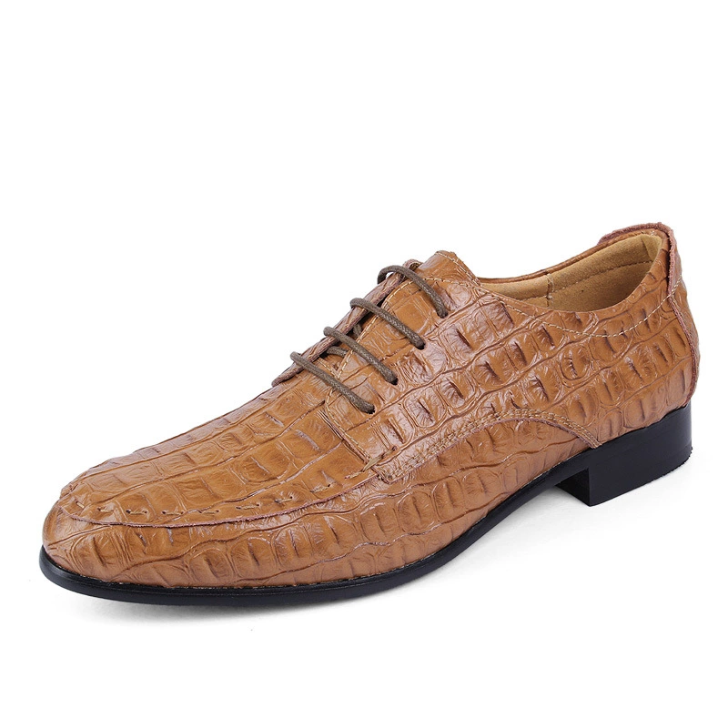Business casual leather shoes leather pointed crocodile pattern leather shoes large size men's shoes 36-49 50 yards
