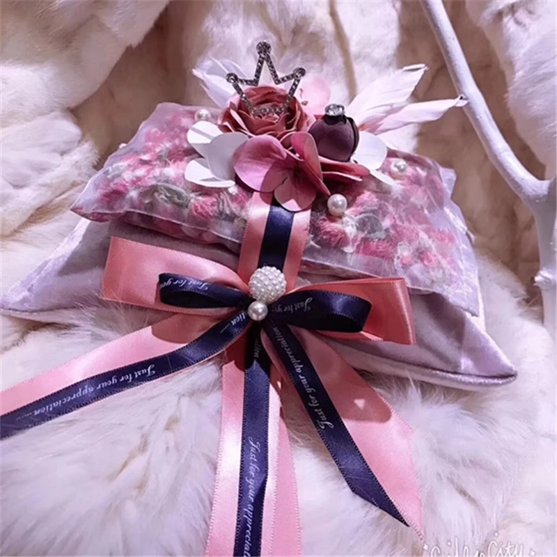 Car aromatherapy bamboo charcoal bag creative dried flower sachet in addition to odor formaldehyde car interior jewelry car home dual-use